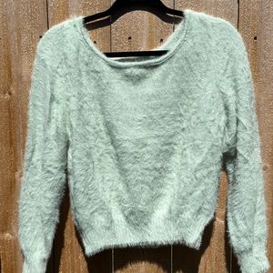 VS Sweater in mint green